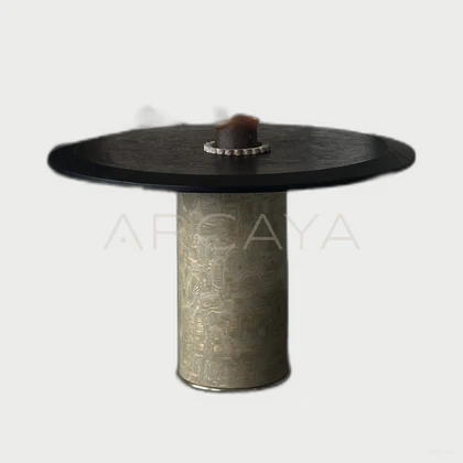 Maple House Decorative Object — neutral background 01
