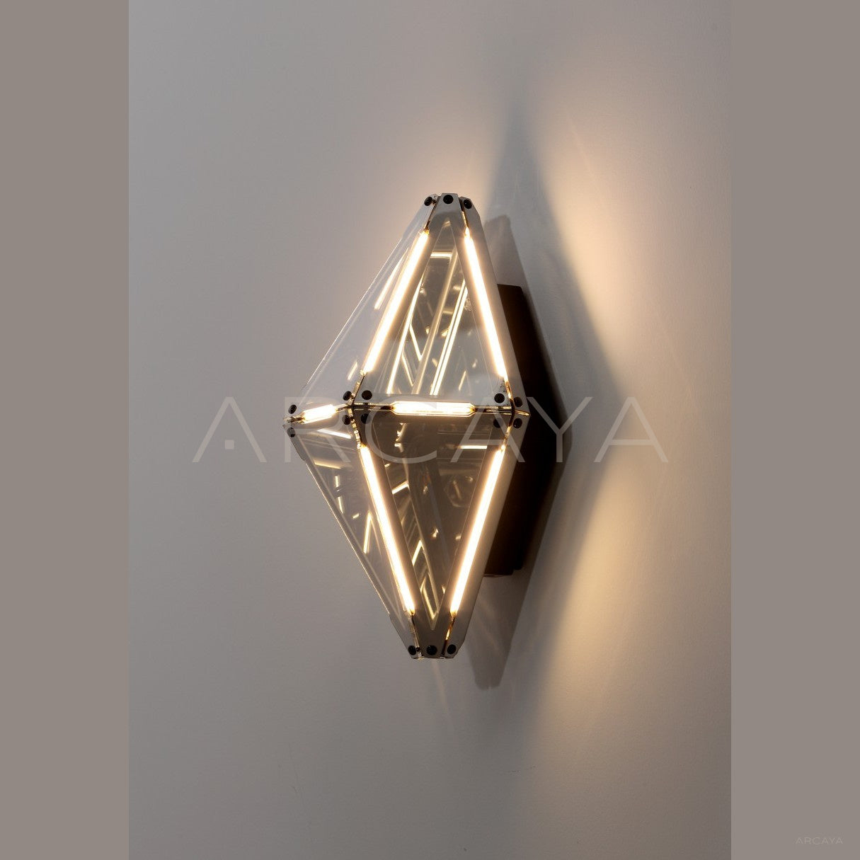 Prism Single Diamond Wall Light 95372