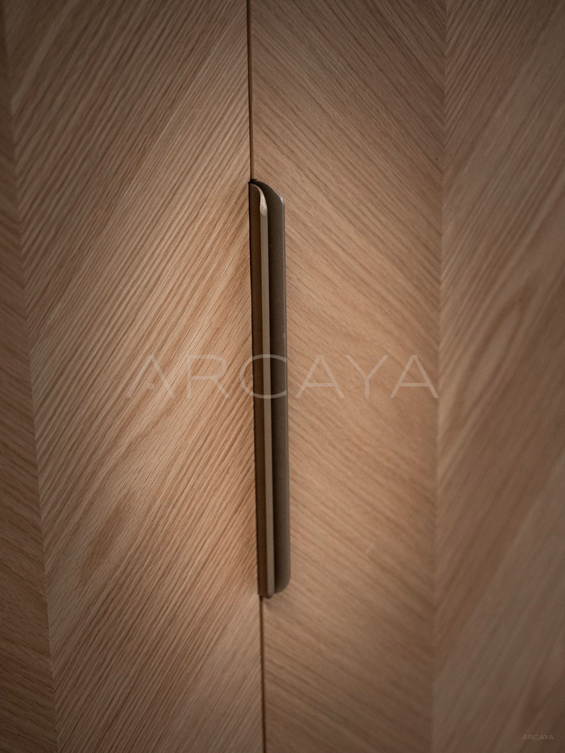 White Oak Sideboard Storage Cabinet - detail