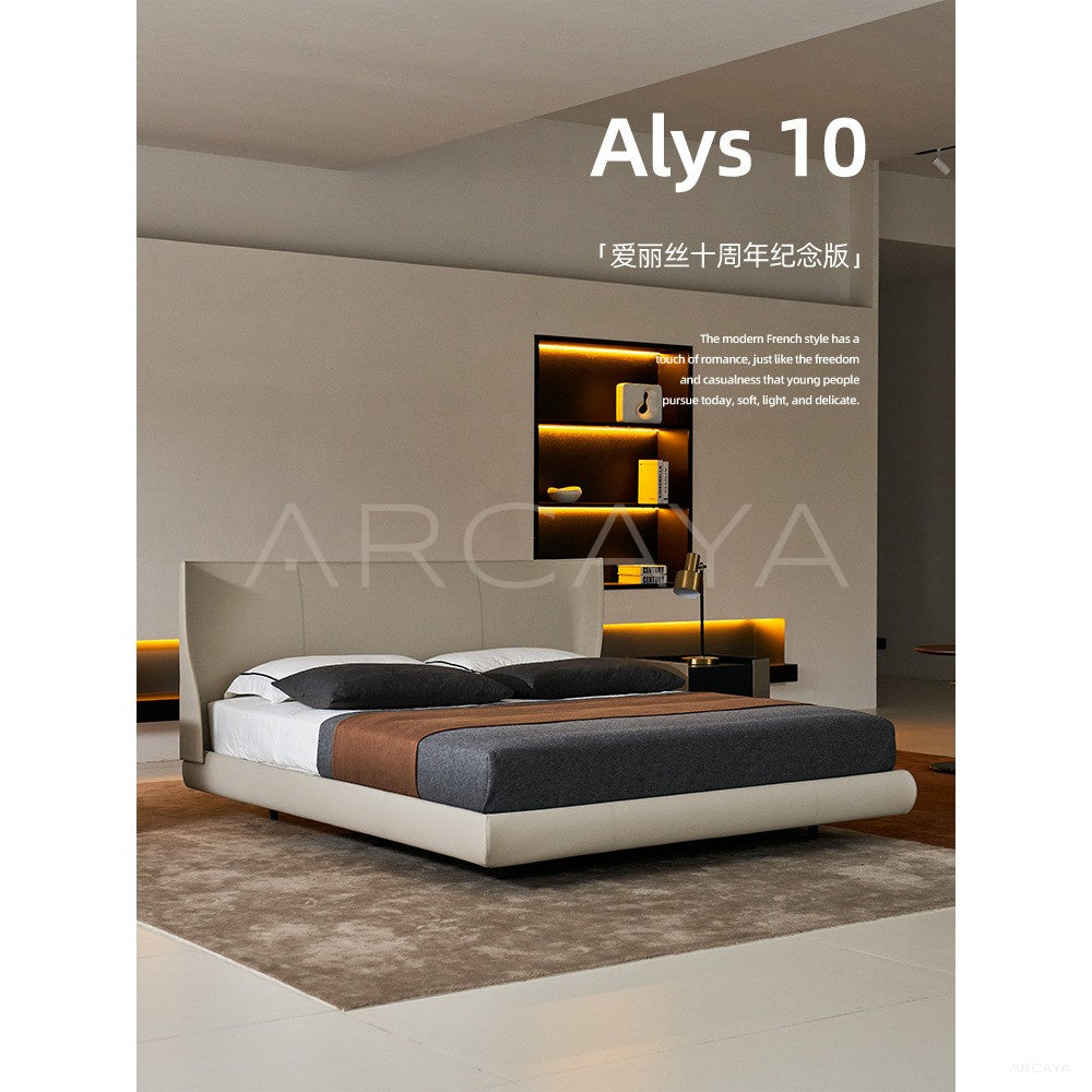 Alice Floating Bed in detail