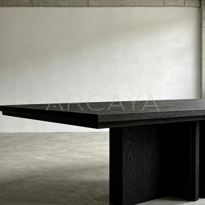 Briar Point Dining Table - product view 04
