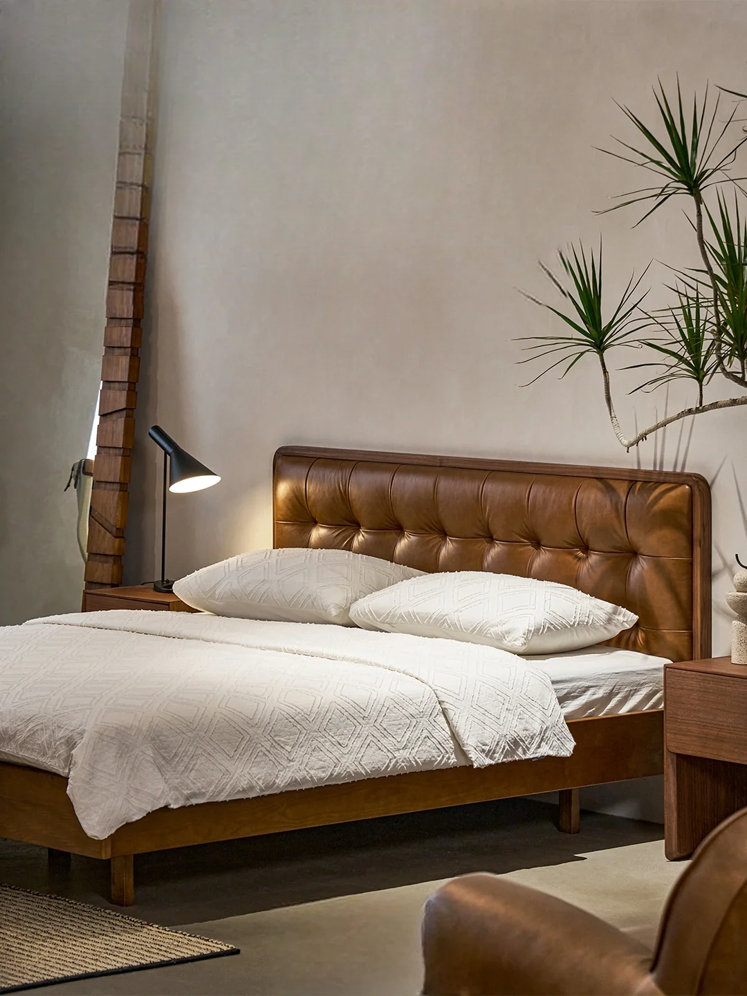 A00040 Bed in a finished interior.