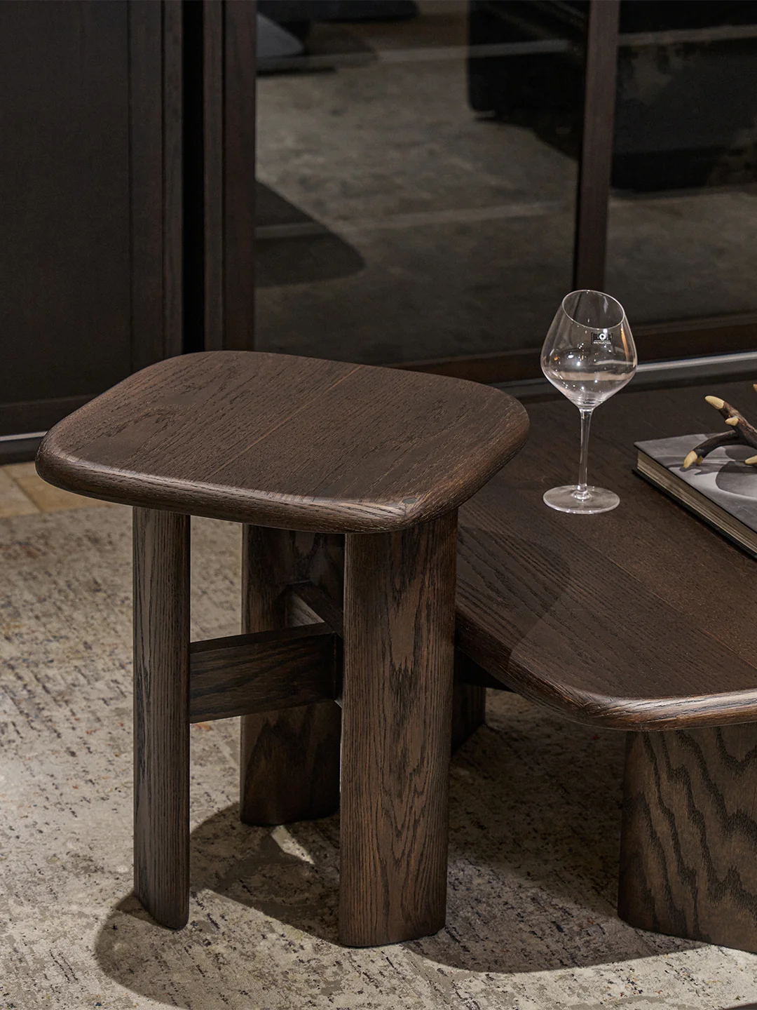 One silhouette. Your dimensions, comfort and finish.