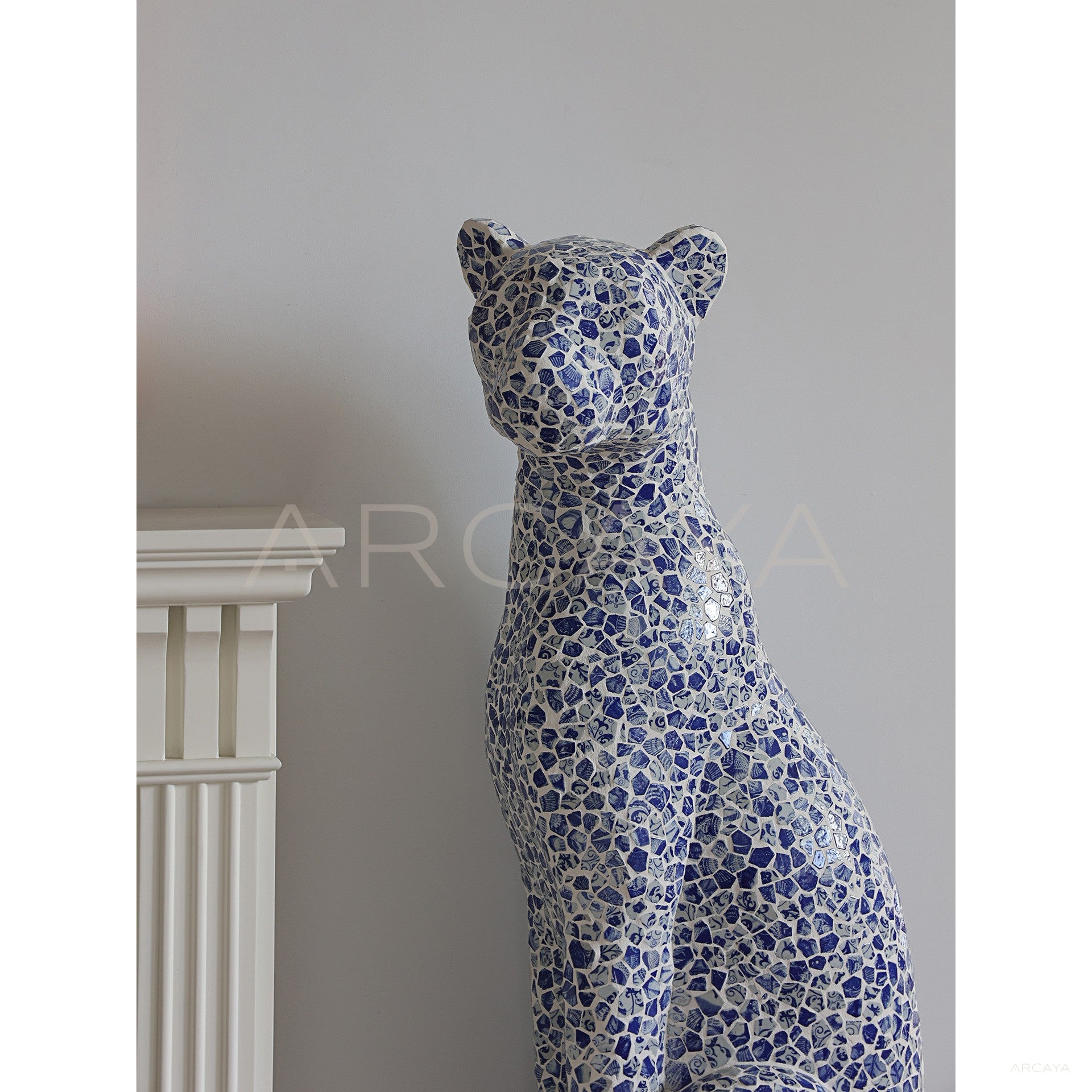 Lucky Leopard Sculpture - scene