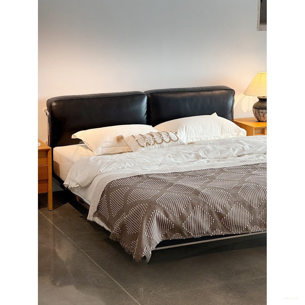 Jeaek Lengxu Square Bed - scene