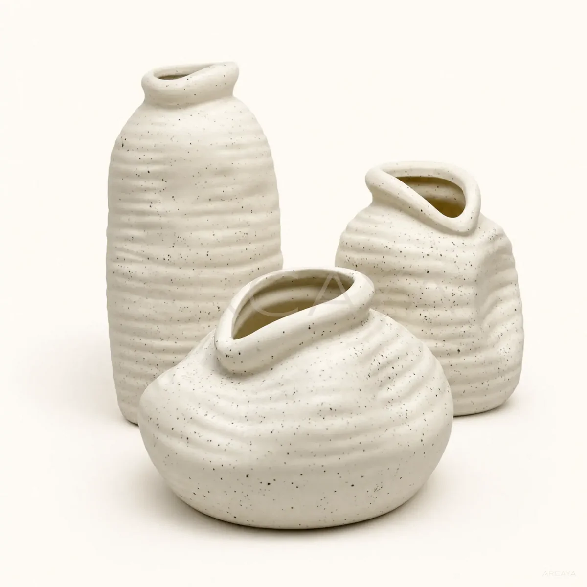 Ivory Ripple Vase Set