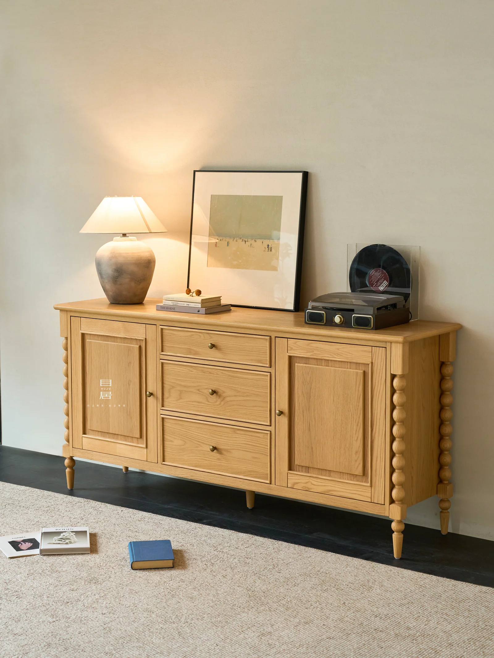 One silhouette. Your dimensions, comfort and finish.