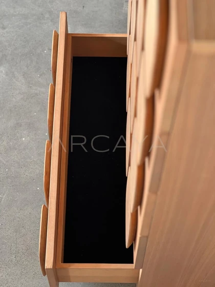 Iris Mist Sideboard — interior view 08