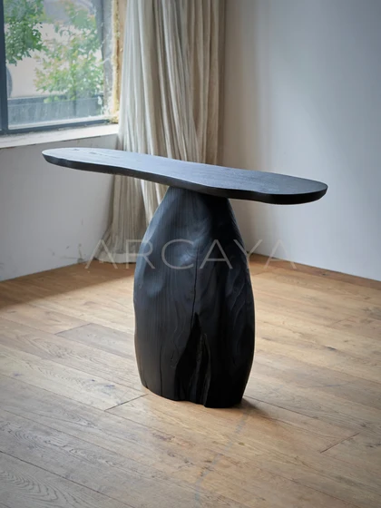 Alder Crest Decorative Object — interior view 04
