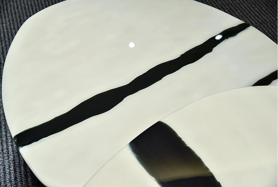One silhouette. Your dimensions, comfort and finish.