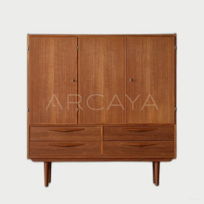 Orion Hill Sideboard — neutral background 01
