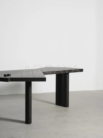 Elara Loft Desk — interior view 08