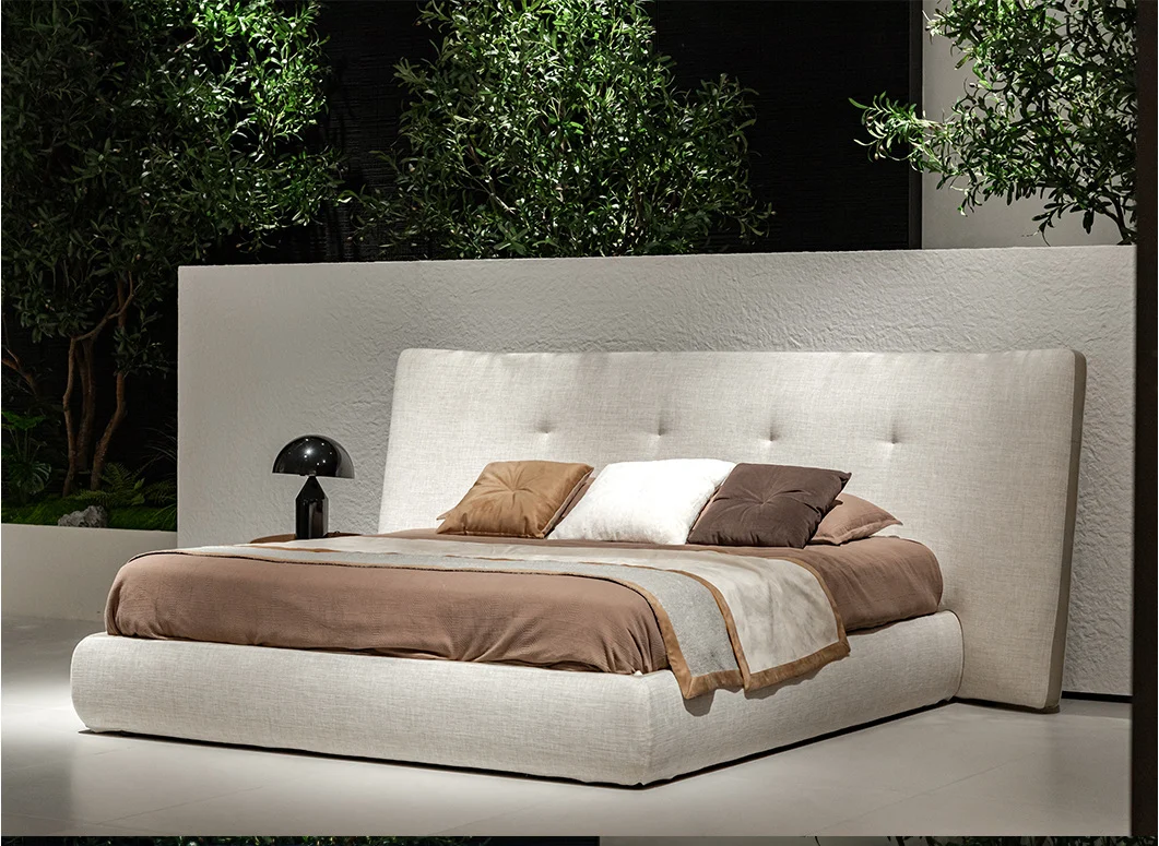 A00204 Bed in a finished interior.