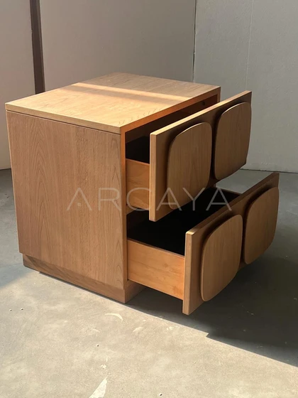 Juniper Lane Cabinet — interior view 09