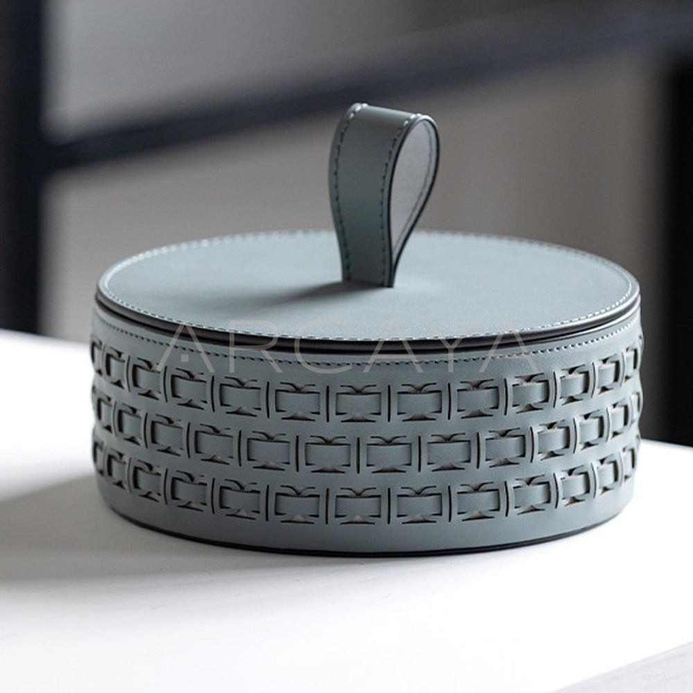 Hollow Leather Lidded Jewelry Box
