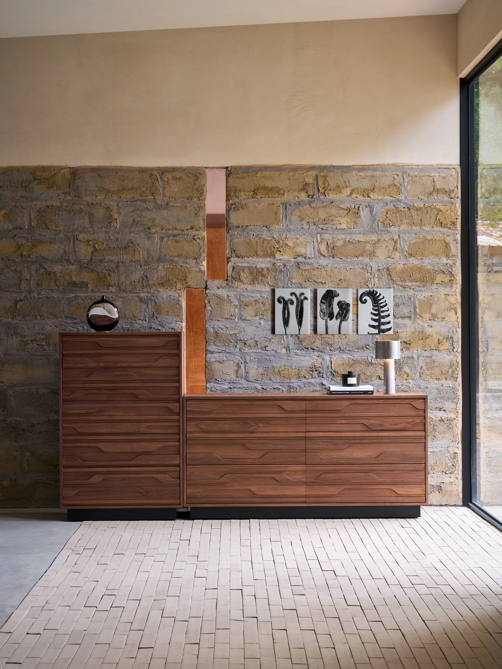 One silhouette. Your dimensions, comfort and finish.