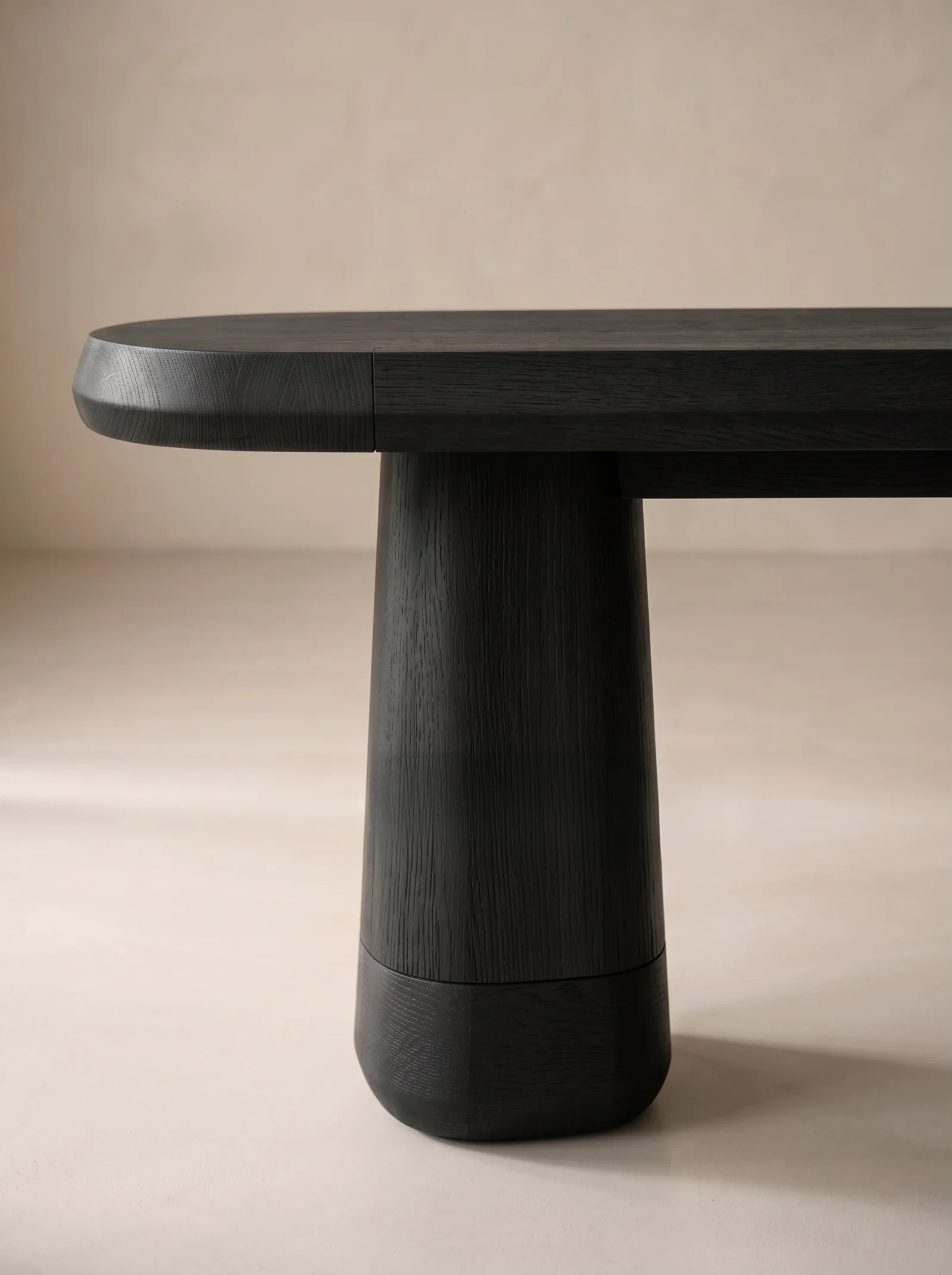 One silhouette. Your dimensions, comfort and finish.