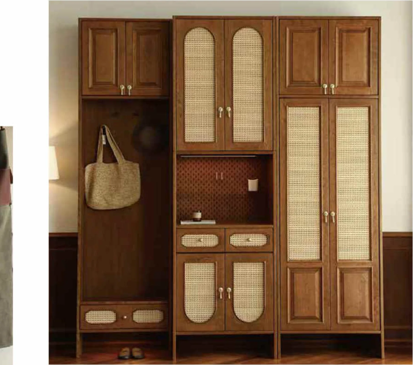 Atubi Wardrobe ATK002 in a finished interior.