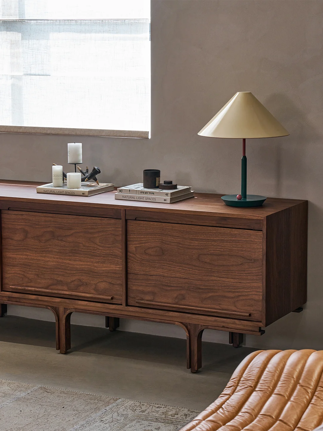 One silhouette. Your dimensions, comfort and finish.