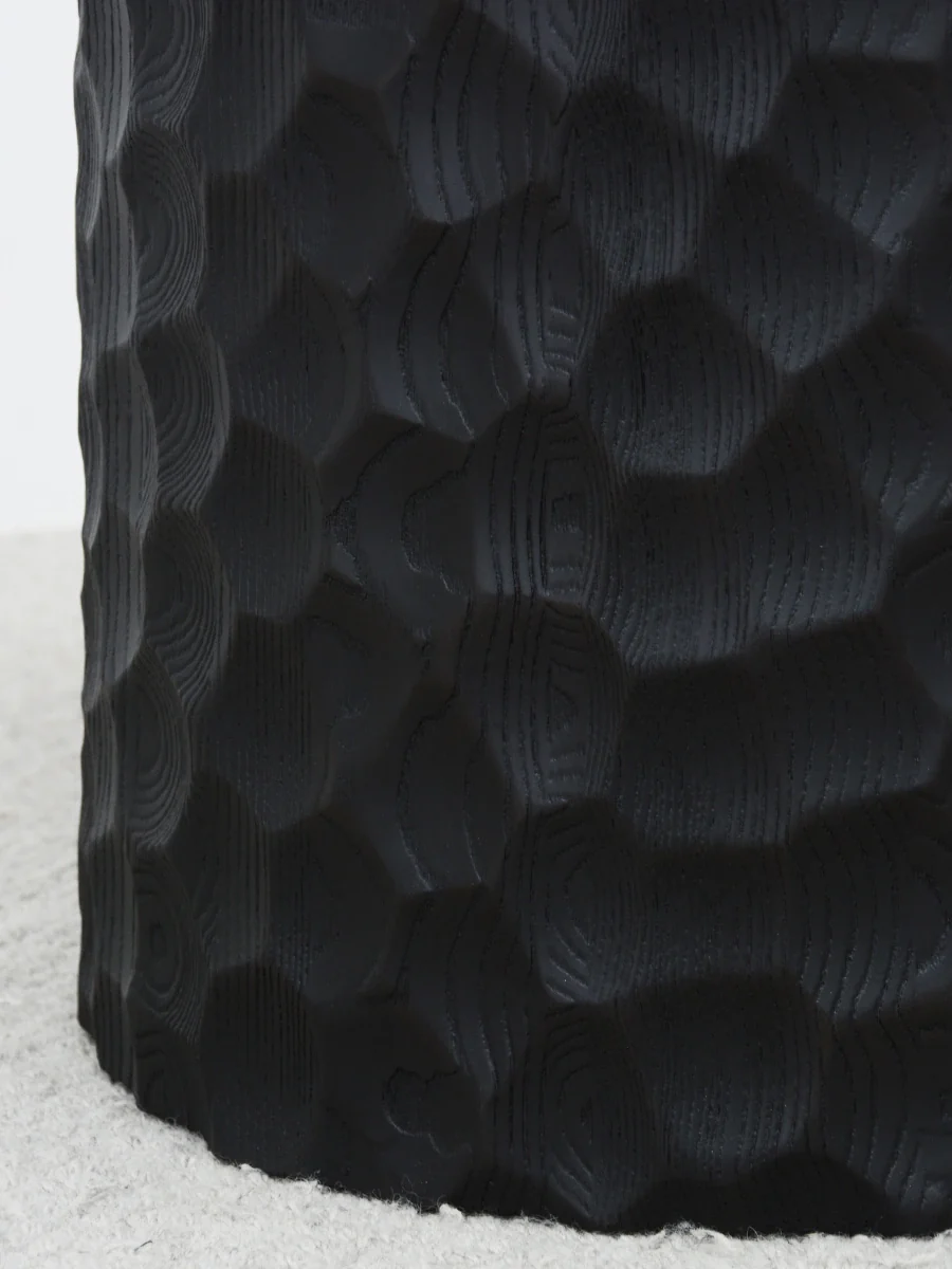 One silhouette. Your dimensions, comfort and finish.