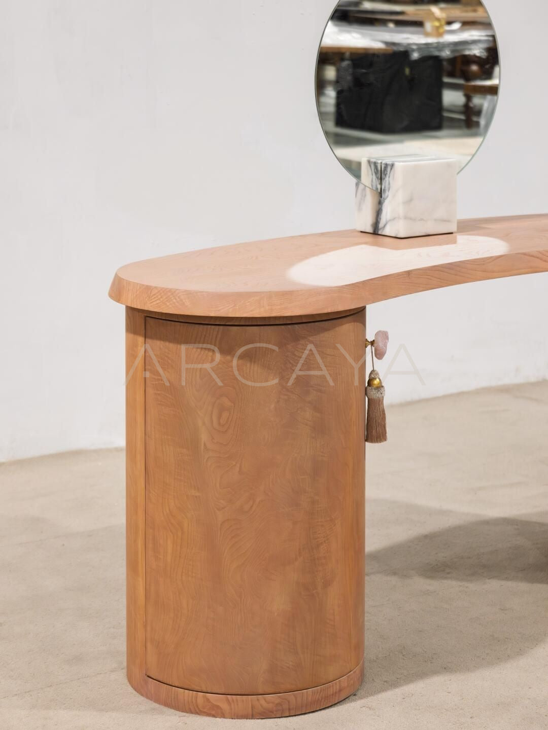 Custom Solid Wood Vanity Table - detail