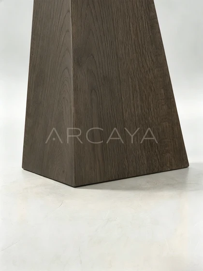 Harbor Bay Dining Table — interior view 06