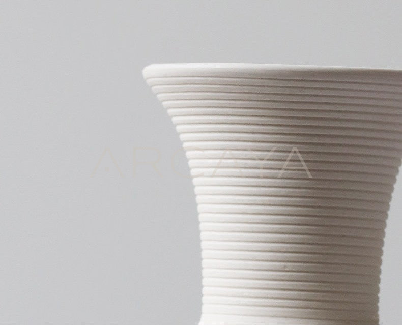 Chinese Mini Ceramic Jar Bud Vase - scene