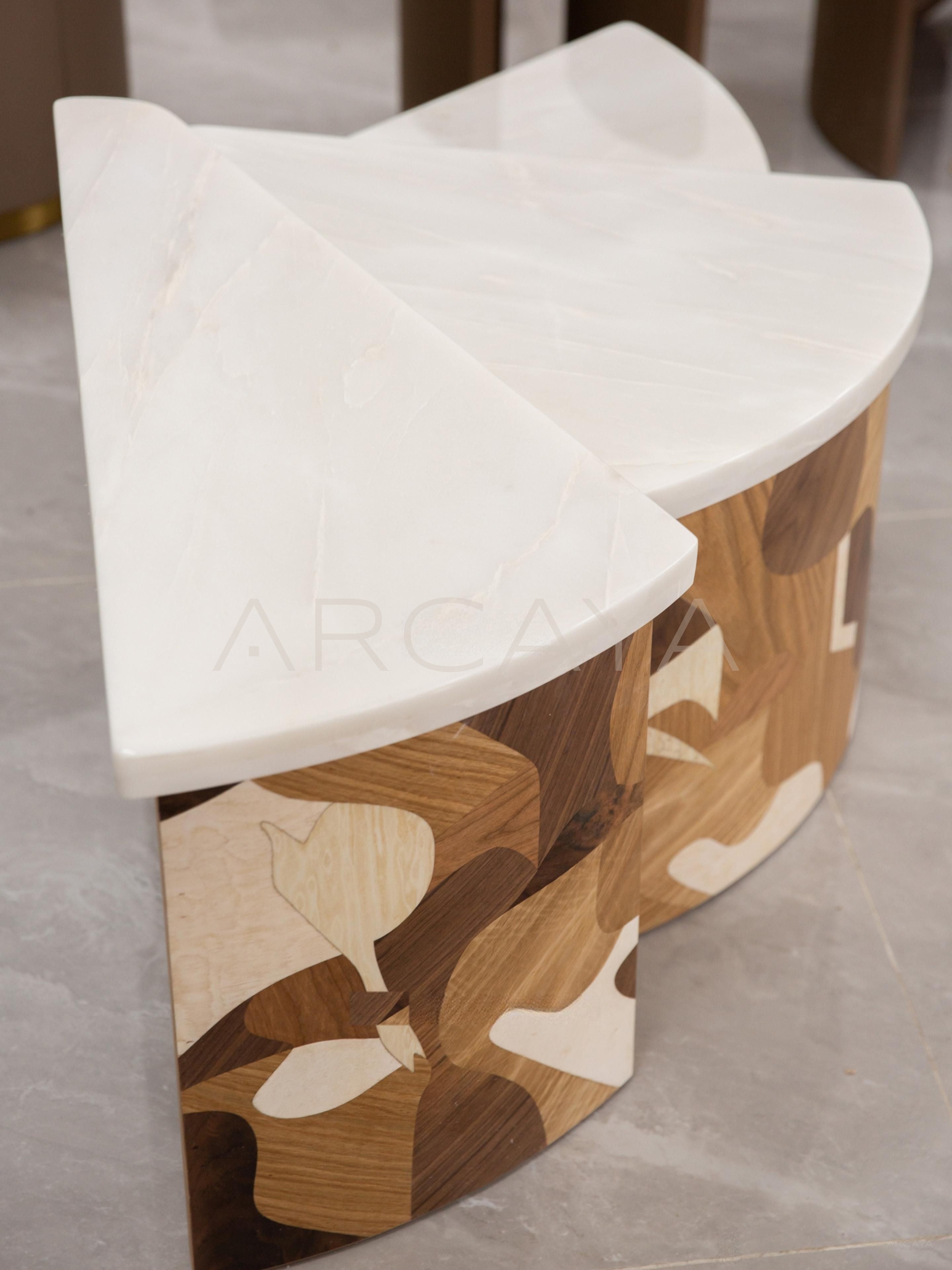 Veneer Marquetry Nesting Coffee Table - detail