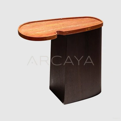 Maren Mont Coffee Table - front view 04