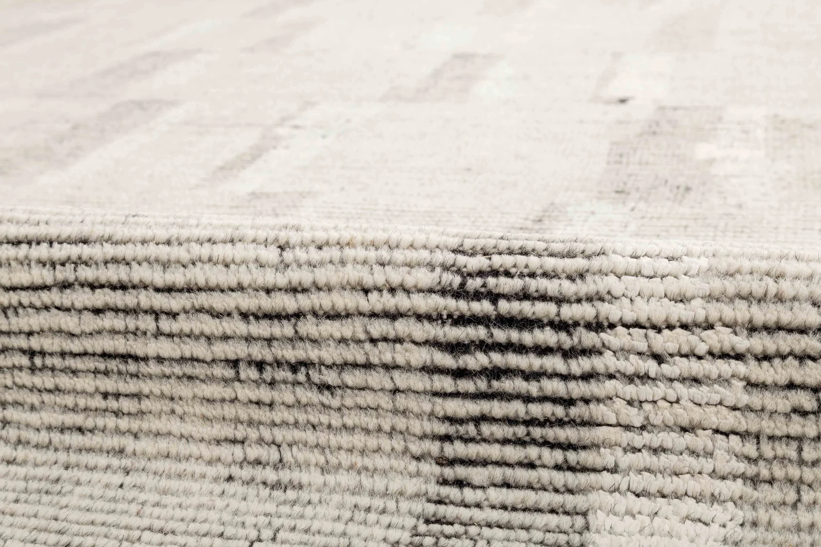 One silhouette. Your dimensions, comfort and finish.