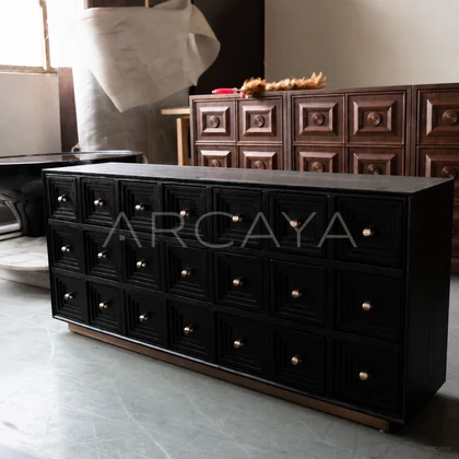 Fiera Ivory Cabinet - front view 03