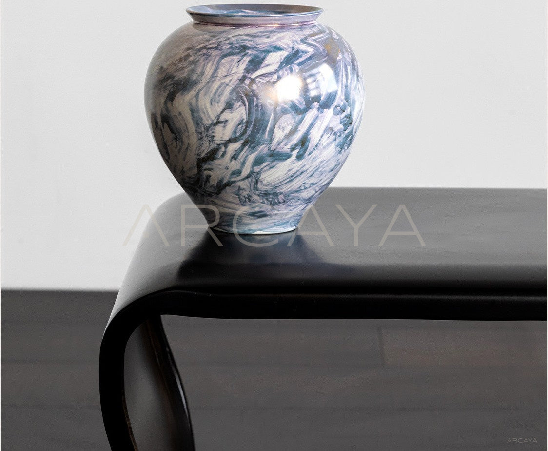 Twisted Glaze Blurred Ceramic Vase - scene