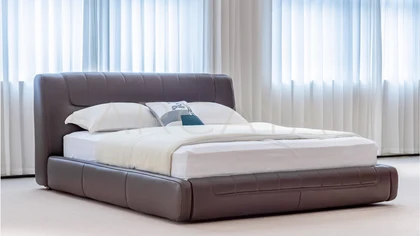 Juno Pearl Bed - front view 04