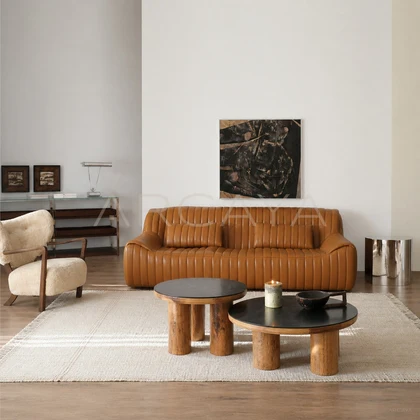 Della Vale Straight Sofa - product view 01