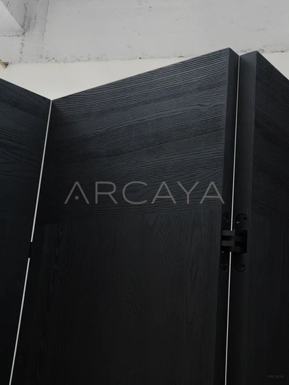 Alder Noir Screen - product view 03