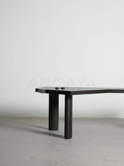 Elara Loft Desk — interior view 05