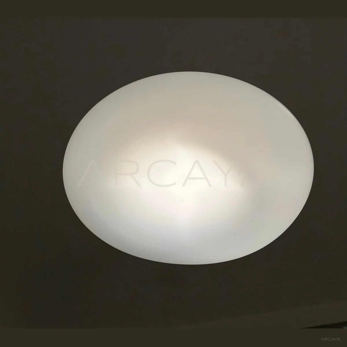 White Saucer Ceiling Light 96065