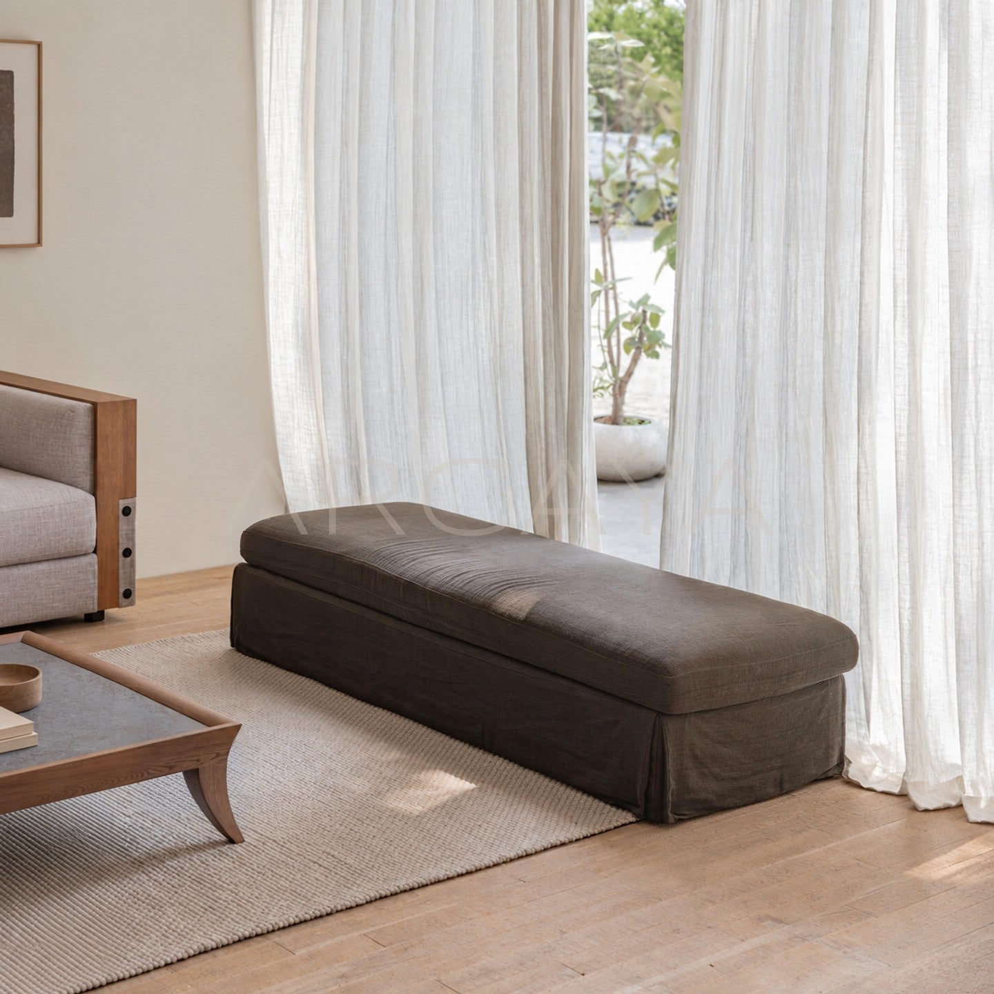 Zhipu Woven Daybed