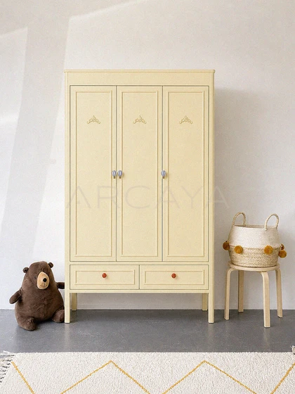 Marlow Lake Wardrobe — interior view 04