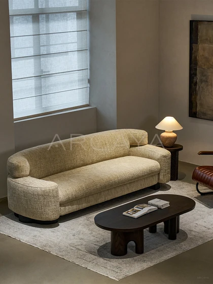 Riva Ridge Straight Sofa - front view 09