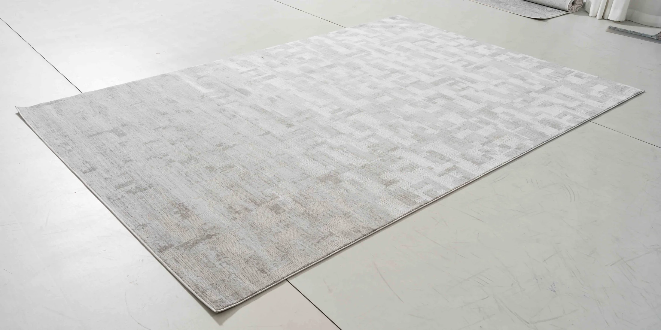 Vista Dune Area Rug in a finished interior.