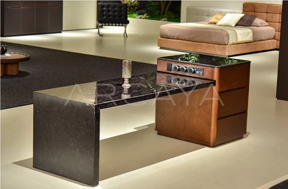 Nova Arc Dining Table - front view 01