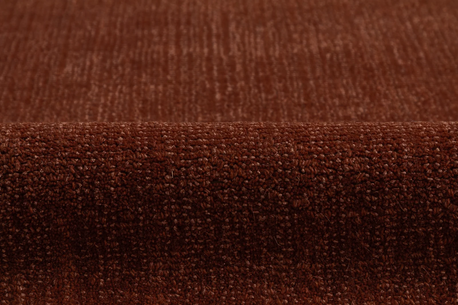 One silhouette. Your dimensions, comfort and finish.