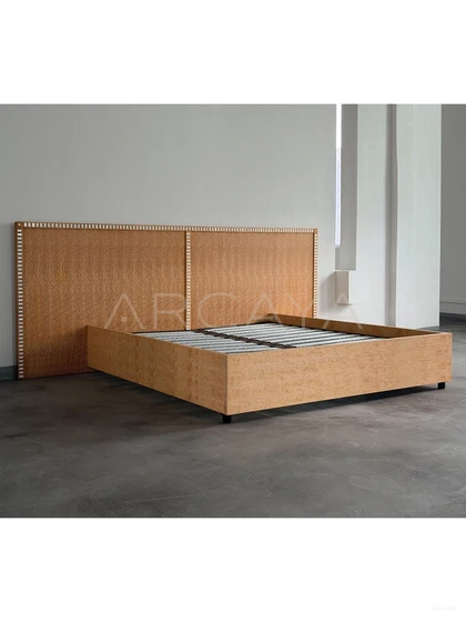 Alba Villa Bed - product view 02