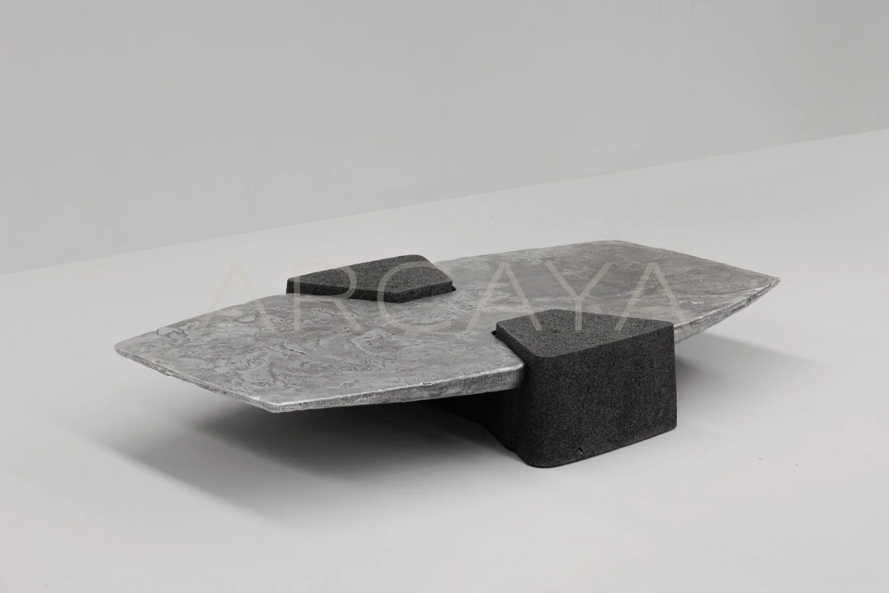 Juniper House Decorative Object — interior view 03
