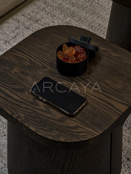 Riva Dune Coffee Table - front view 06