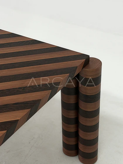 Iris Dawn Decorative Object — interior view 06