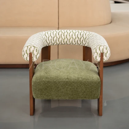 Haven Meadow Lounge Chair - front view 05
