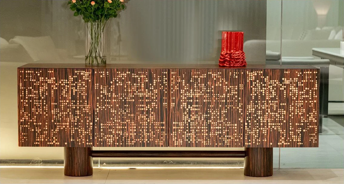 One silhouette. Your dimensions, comfort and finish.