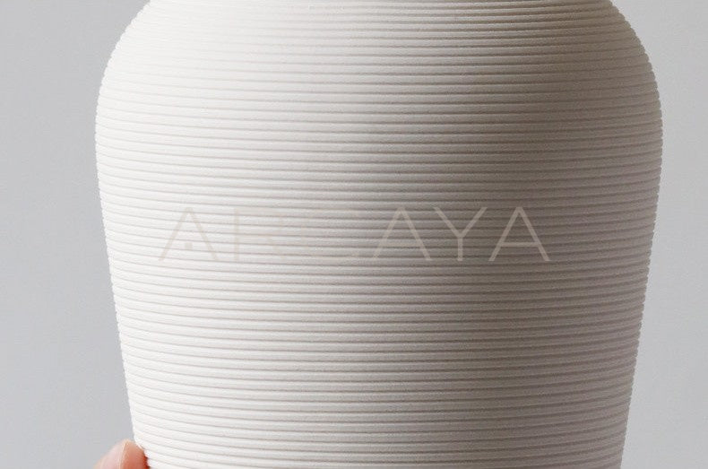 Chinese Mini Ceramic Jar Bud Vase - scene